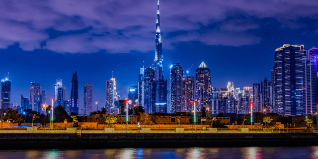 برج خليفة: أيقونة العمارة العالمية في قلب دبي