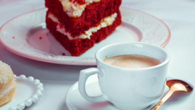 كعك مع قهوة - أشهى المذاقات الصباحية